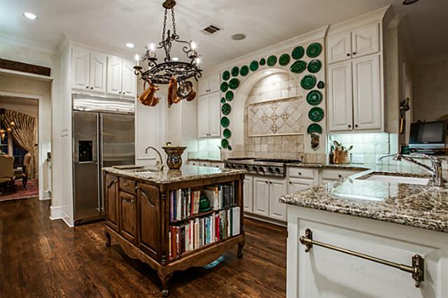 6207-rex-kitchen