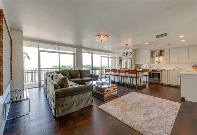 6211-W-Northwest-Hwy-a