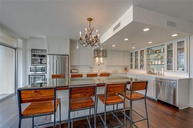 6211-W-Northwest-Hwy-a