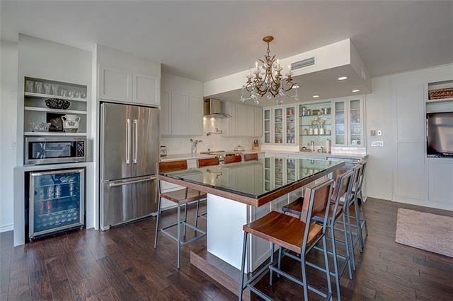 6211-W-Northwest-Hwy-a