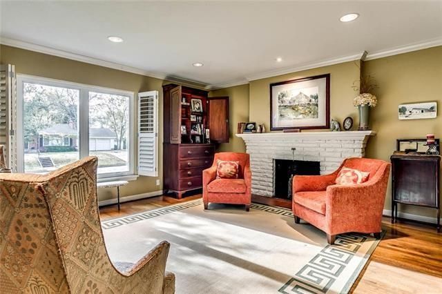 6366-Greenway-Formal-Living-2