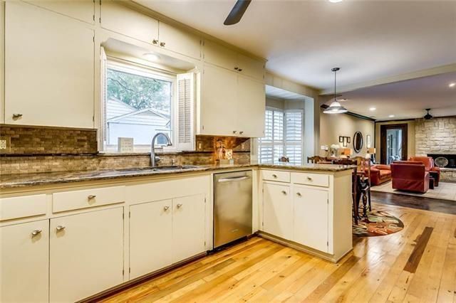 6366-Greenway-Kitchen-4