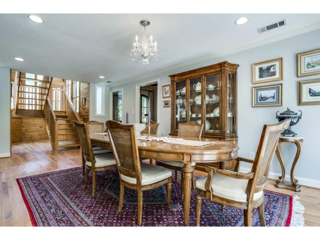 6426-Meadow-Formal-Dining-2