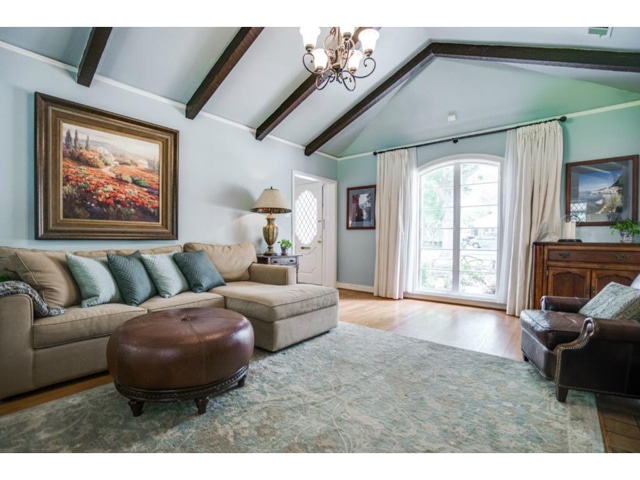 6426-Meadow-Living