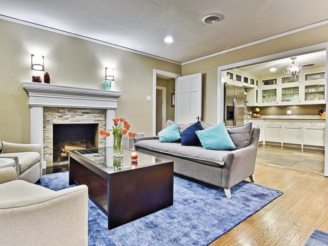 6426-Westlake-Living