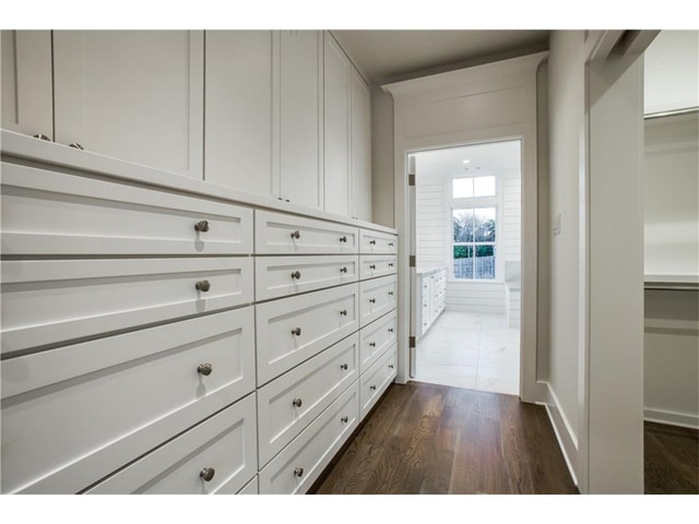 644-Kessler-Reserve-Hall-Organizer