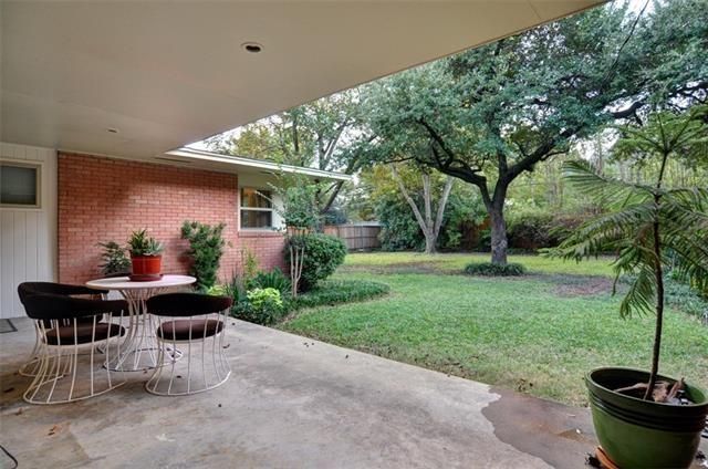 6522-Royal-Lane-Back-Porch
