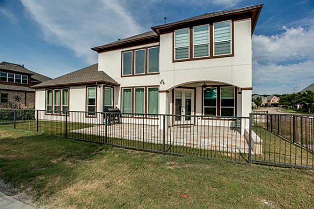 6602-Springwood-Backyard