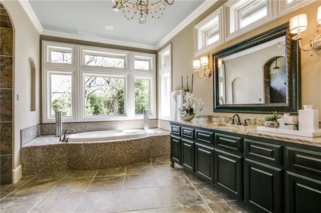 6610-Nonesuch-master-bath-1