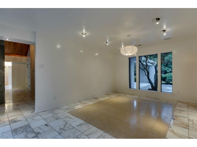 6611-Harvest-Glen-Dining