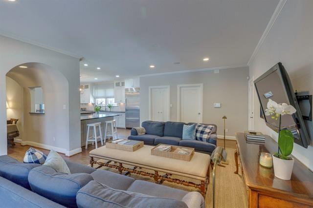 9023735850_360cb8ce64_z