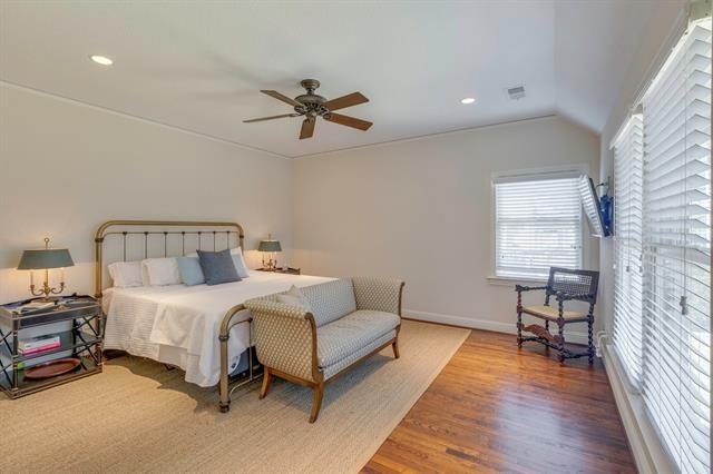 9023735850_360cb8ce64_z