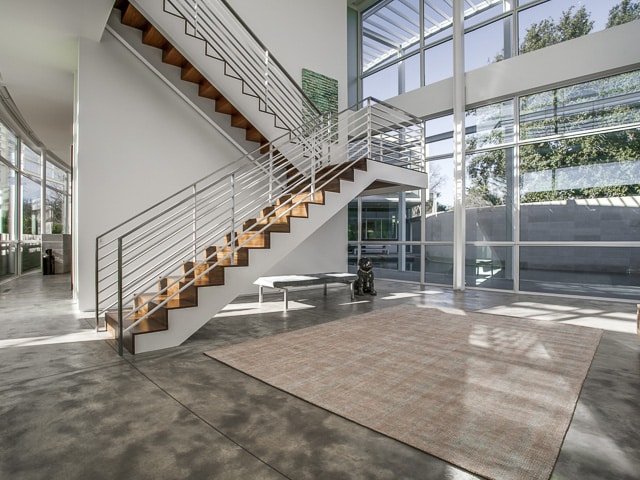 6645-Northaven-foyer-stairs