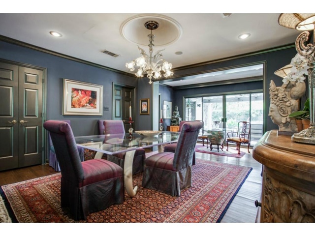 6701-Inwood-Formal-Dining