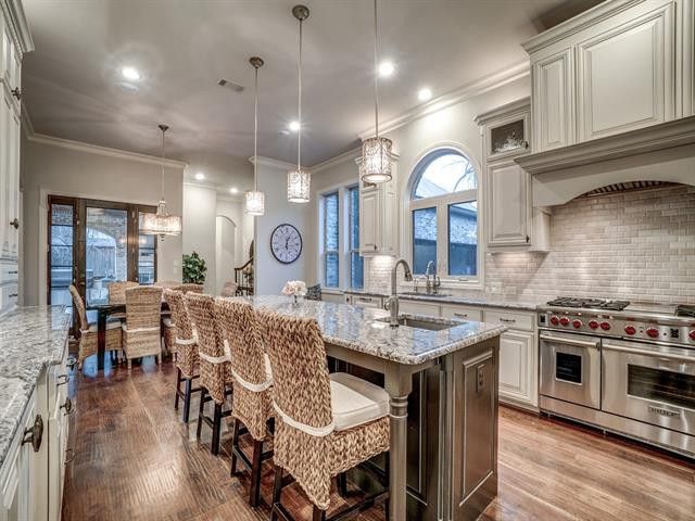6809-Casa-Loma-Ave4