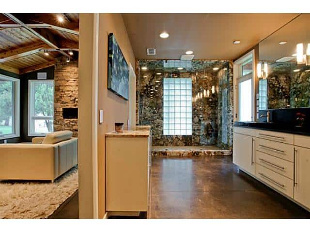 6831-Fisher-road-master-bath