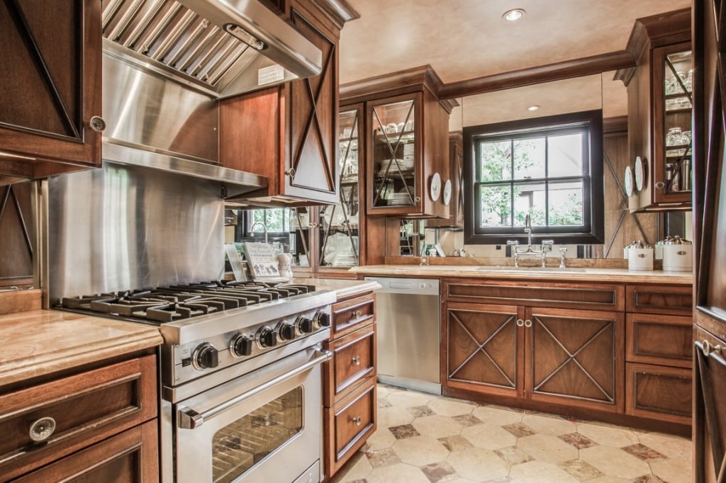 6918-patricia-ave-dallas-tx-MLS-12-1024x682