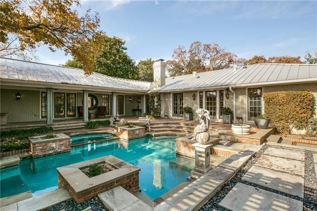 6924-Azalea-Pool