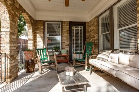 6934-San-Mateo-Porch-575x383