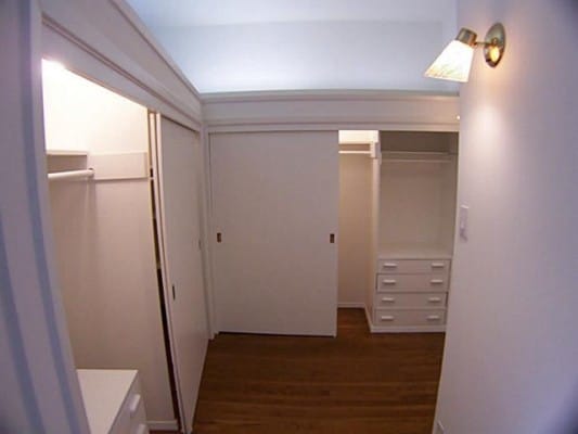 6934-Tokalon-Closet-533x400