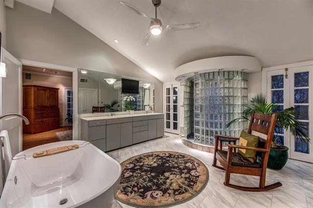 9023735850_360cb8ce64_z