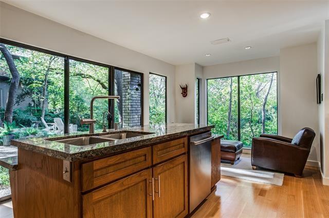 9023735850_360cb8ce64_z