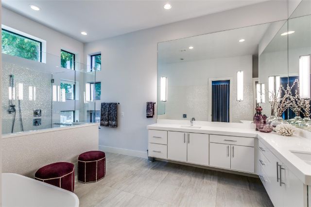 Sweetest-Badge-Centenary-1