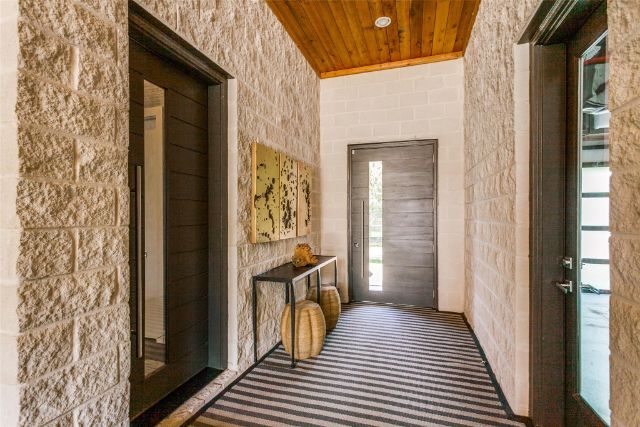 Sweetest-Badge-Centenary-1