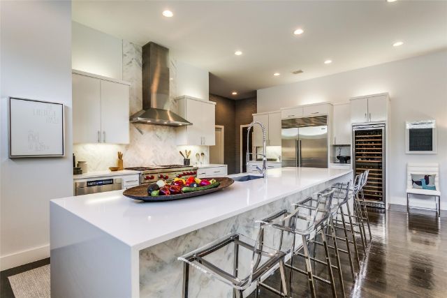 Sweetest-Badge-Centenary-1