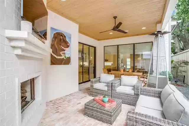 811A0D16-6276-4902-9137-19A0724EFAD7