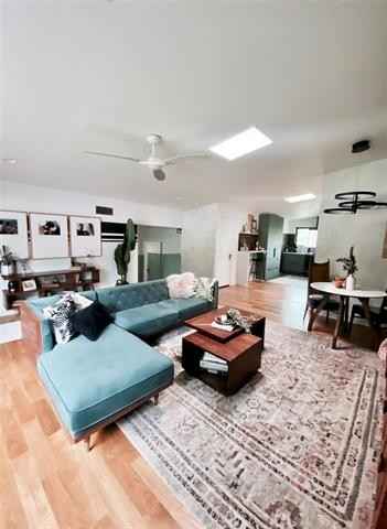 6de7ff4e5c36b6ef77891e4bbfed28b8l-m1649277064od-w1024_h768_x2