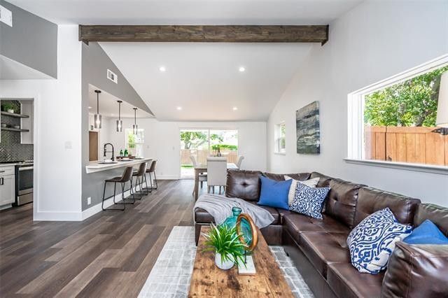 c276c327e8b551d2e1c07eb3229b64edl-m3054425737od-w1024_h768