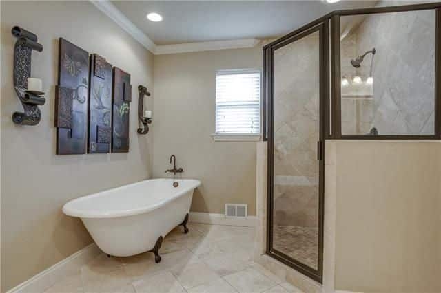 6210-Ellsworth-a