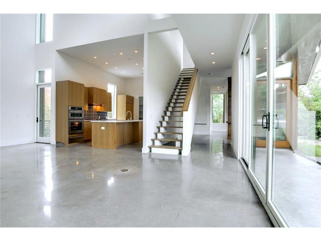 703-Kessler-Woods-Trail-kitchen-1024x768