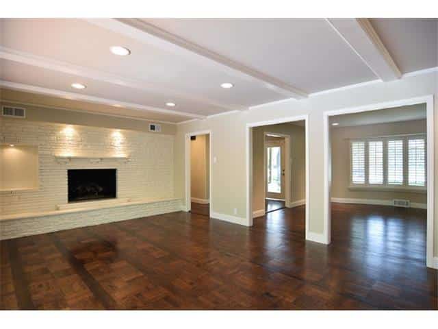 7031-Midbury-Living