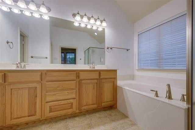 SponCons-640x480-NEW-4