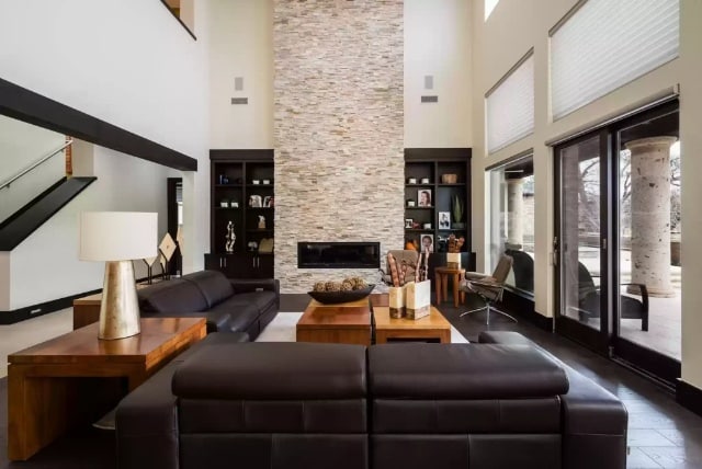 7107-Lake-Edge-Drive