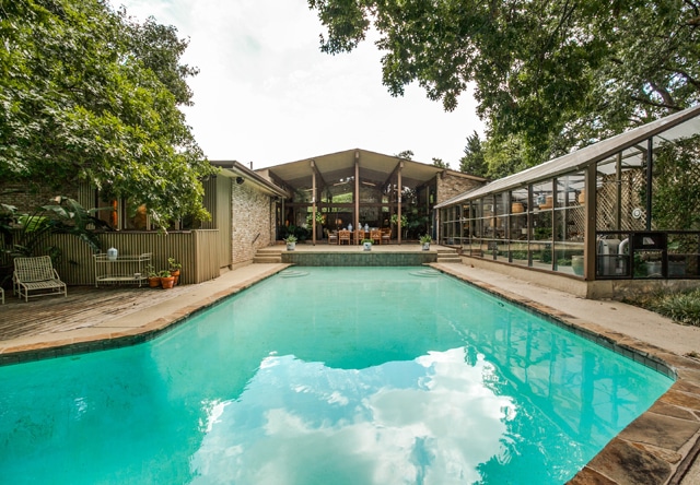 7115-Brookshire-Circle-4