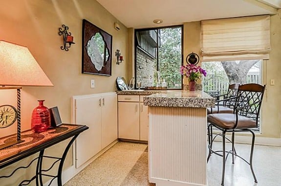 7115-Meadowcreek-Bar-575x382