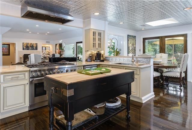 7122-royal-lane-A-2