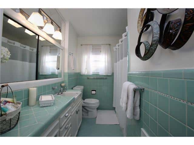 7309-Bennington-Hall-Bath