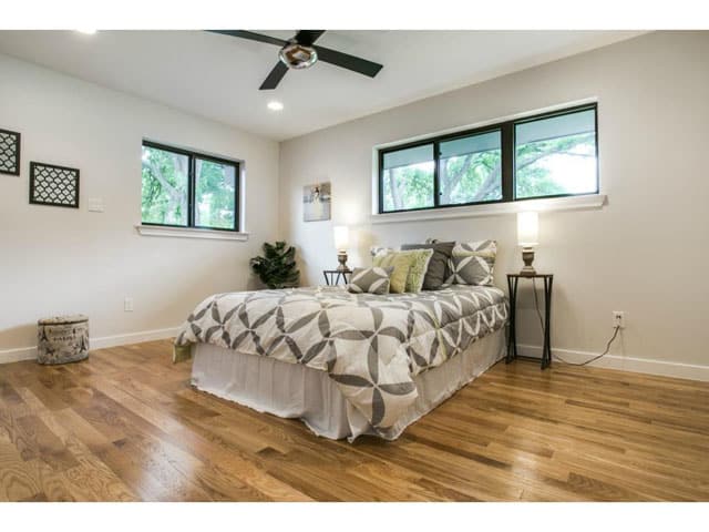 7701-Yamini-Bedroom