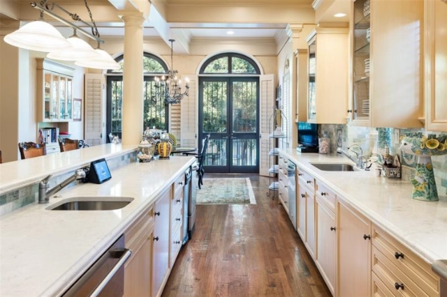 7711-Glen-Albens-Circle-20