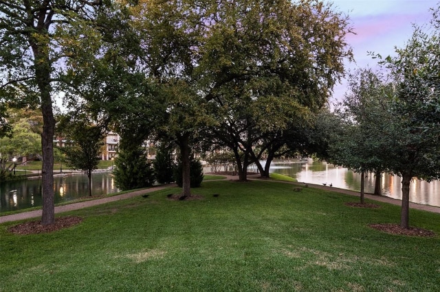 7711-Glen-Albens-Circle-20