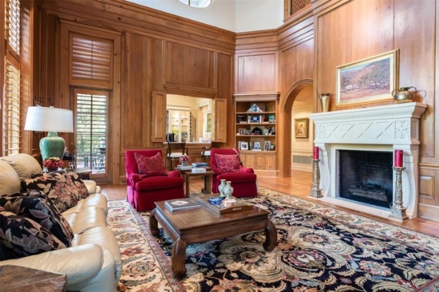 7711-Glen-Albens-Circle-20