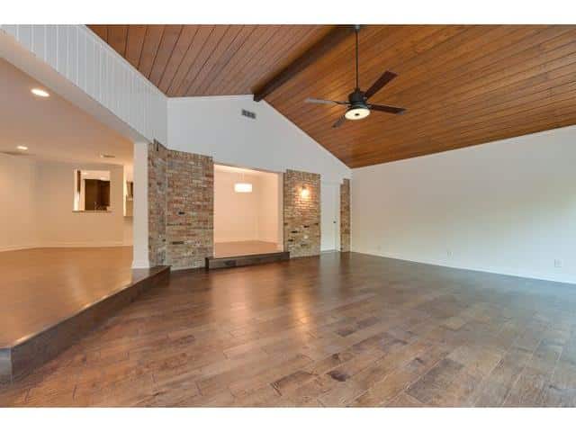 7715-Maplecrest-Family-Living-Dining