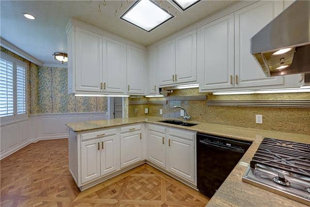 804-Kitchen-1