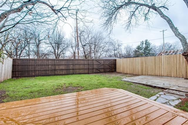 810-W.-12th-Backyard