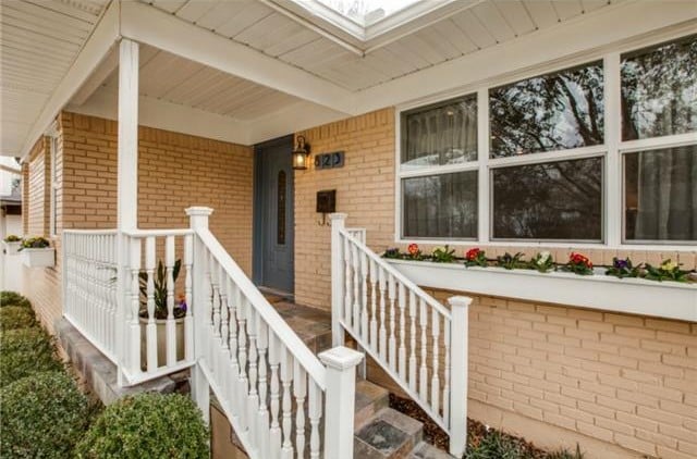 823-Lake-Terrace-B-e1425378032230