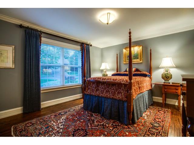 8240-Stony-Creek-bed-2